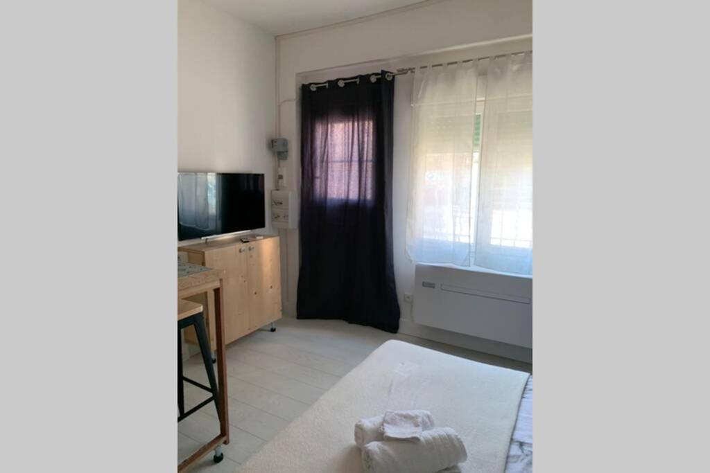 בסטיה Charmant Petit Studio En Centre Ville מראה חיצוני תמונה